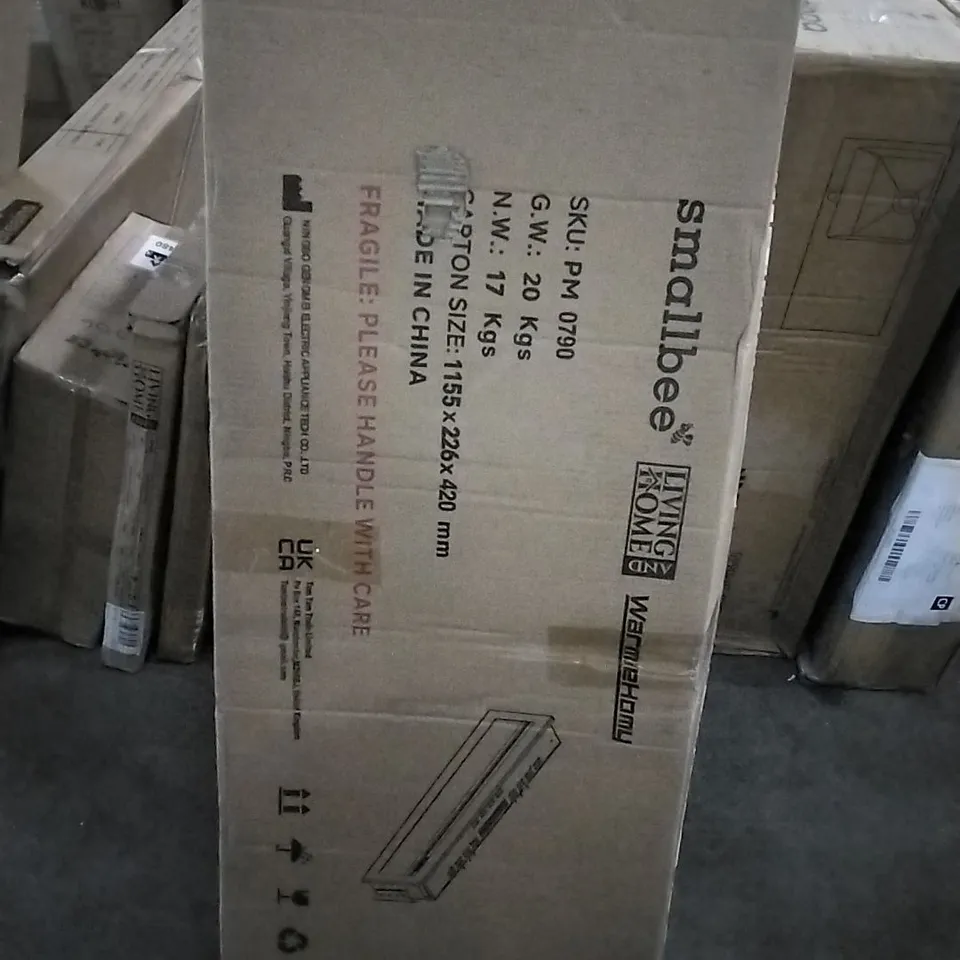 BOXED SMALLBEE/ LIVING AND HOME / WARMIEHOMY MEDIA WALL FIREPLACE PM0790 