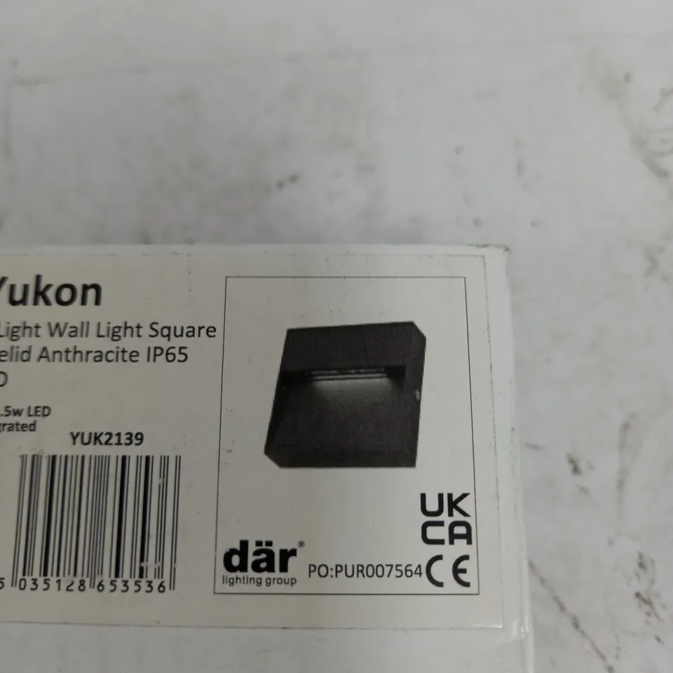YUKON 1 LIGHT WALL LIGHT SQUARE EYELID ANTHRACITE IP65 LED