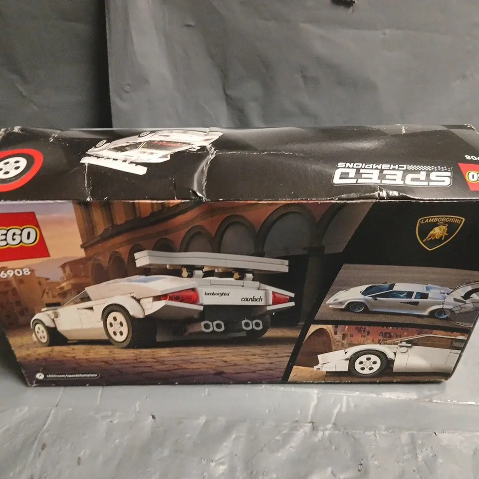 LEGO SPEED CHAMPIONS LAMBORGINI COUNTACH - 76908