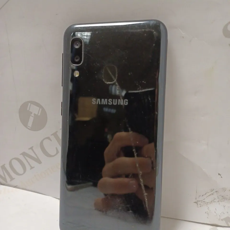 SAMSUNG GALAXY A20E MOBILE PHONE IN BLACK CHROME
