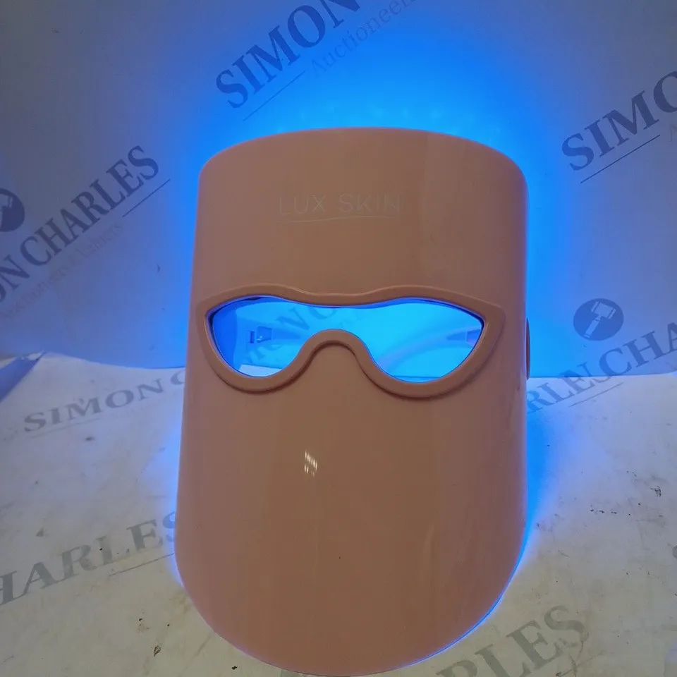 BOXED LED FACE MASK 