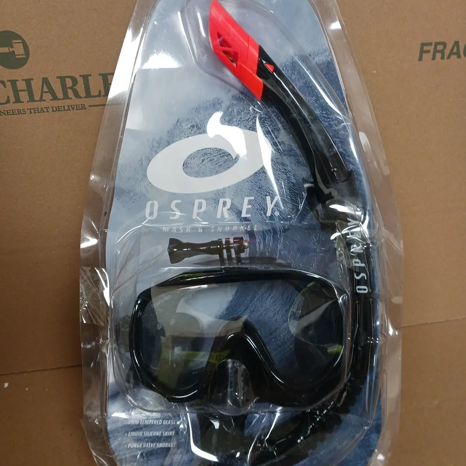 ADULT MASK AND SNORKEL SET WITH CAMERA MOUNT - BLACK RRP £22.99