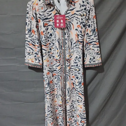 K DESIGN BUTTON SHIRT ANIMAL PRINT DRESS IN WHITE/MULTI - XXL