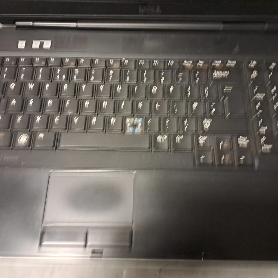 DELL LATITUDE E5530 LAPTOP