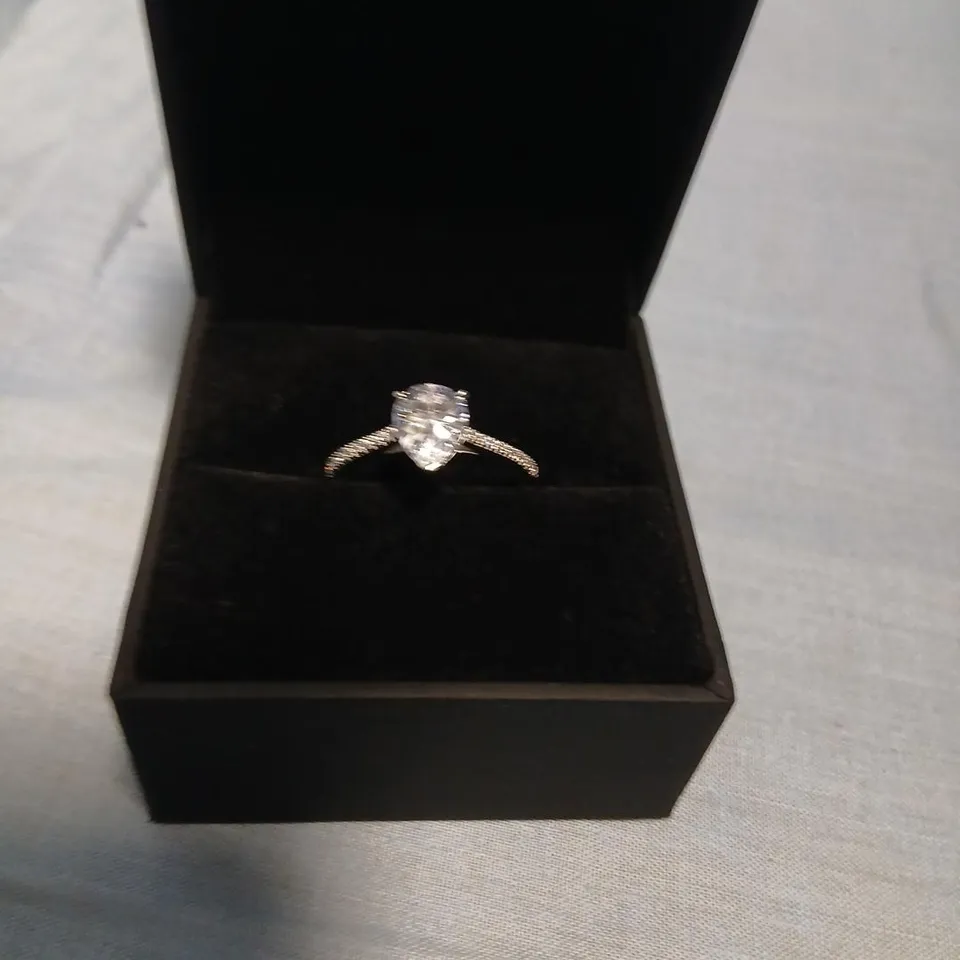 RING WITH PAVÉ BAND AND CLEAR CENTRE STONE – BLACK PRESENTATION BOX