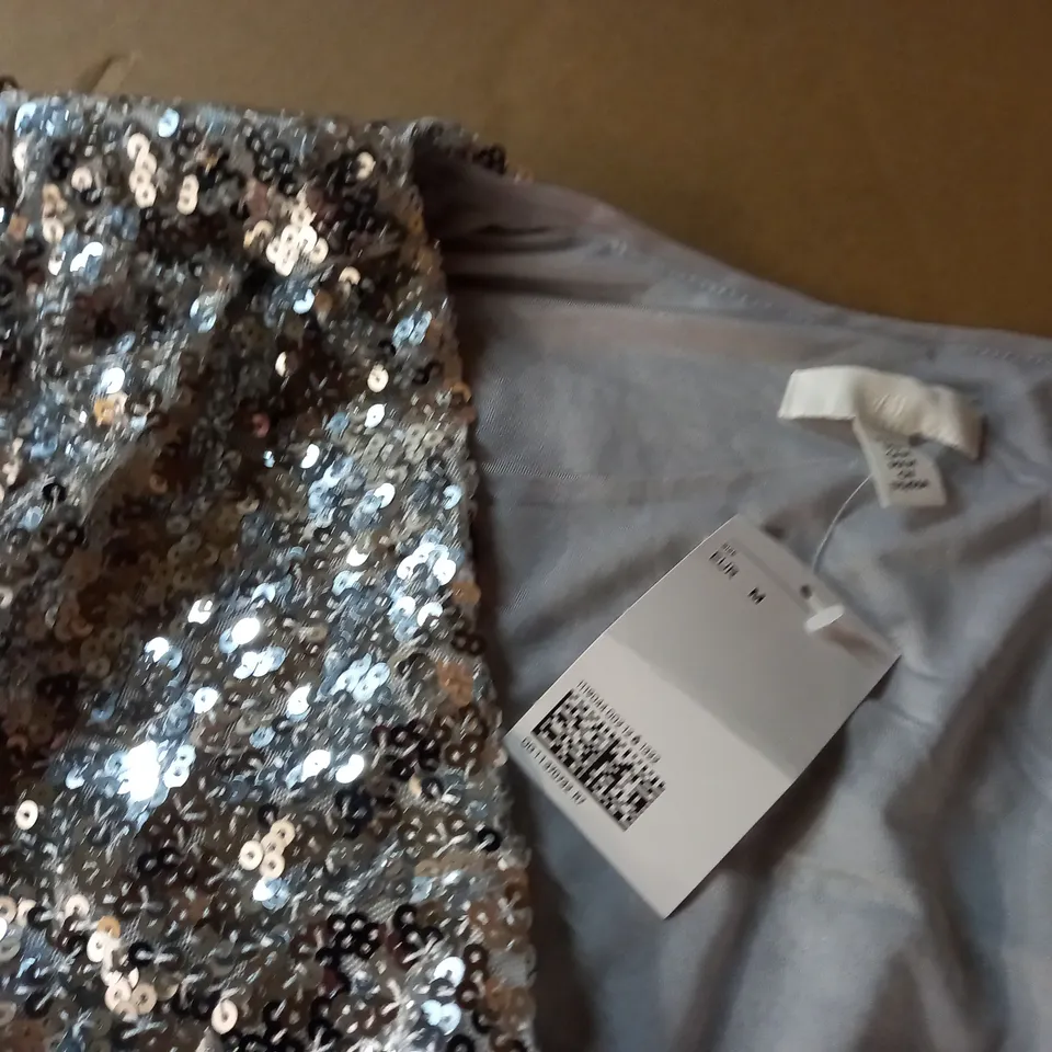 H&M SILVER SEQUIN DRESS - EUR M