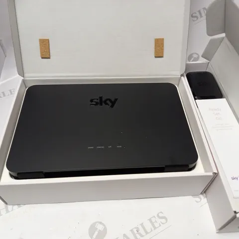 BOXED SKY SR 203 ROUTER WIFI SKY Q DUEL