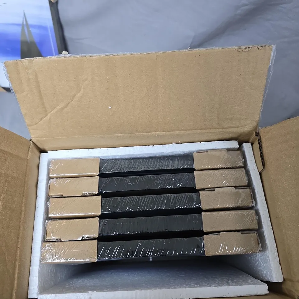 AMERICANFLAT 8X10 INCH BLACK PICTURE FRAME SET (6 FRAMES)