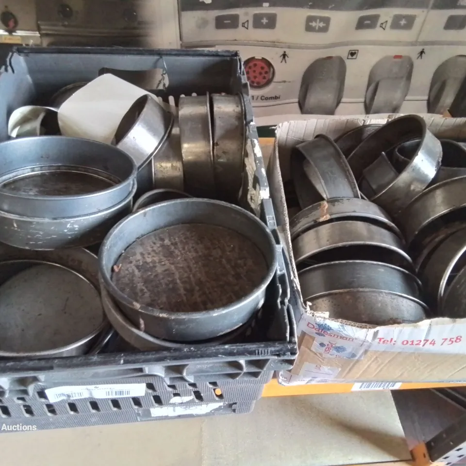 SELECTION OF COMMERCIAL BAKING EQUIPMENT AND UTENSILS, CAKE TINS, POTS AND PANS ETC.