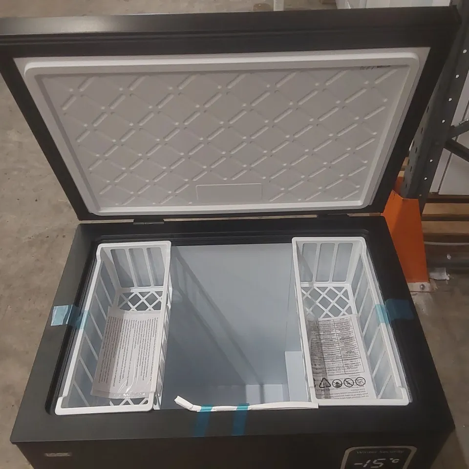 LOGIK L198CFB23 CHEST FREEZER - BLACK