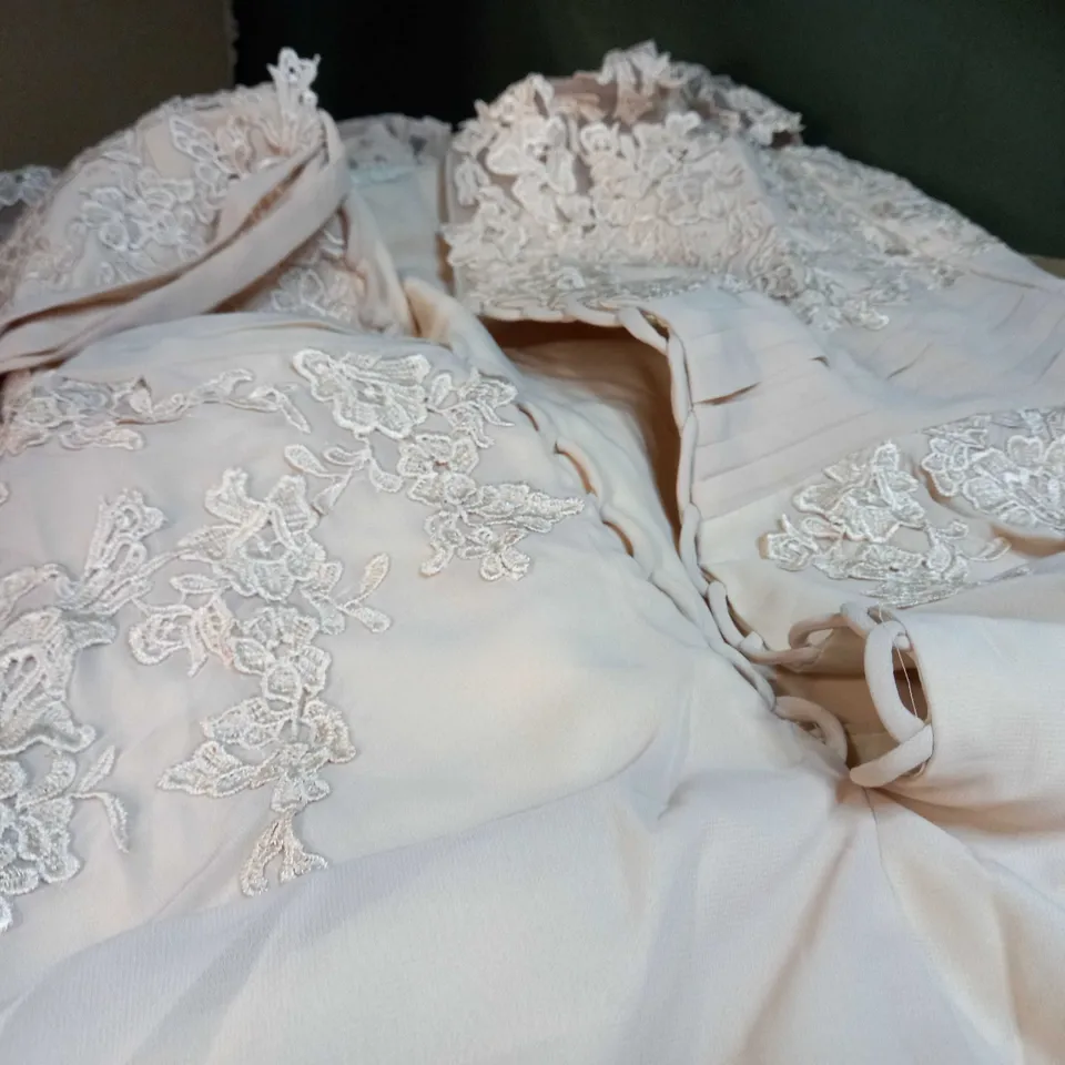 DESIGNER NUDE/LACE DETAIL CORSET BACK BRIDESMAID/OCCASION GOWN