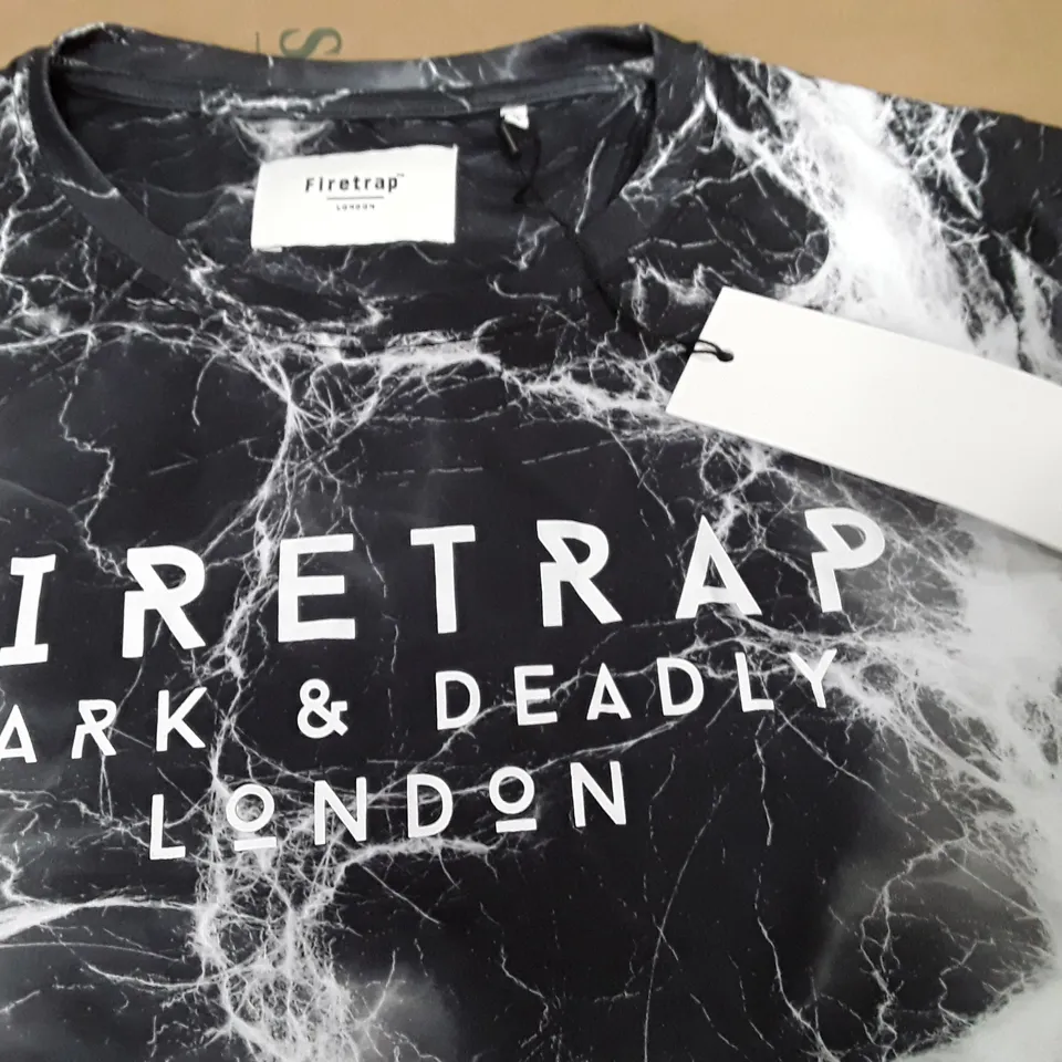 FIRETRAP T-SHIRT IN PATTERNED GREY - XL