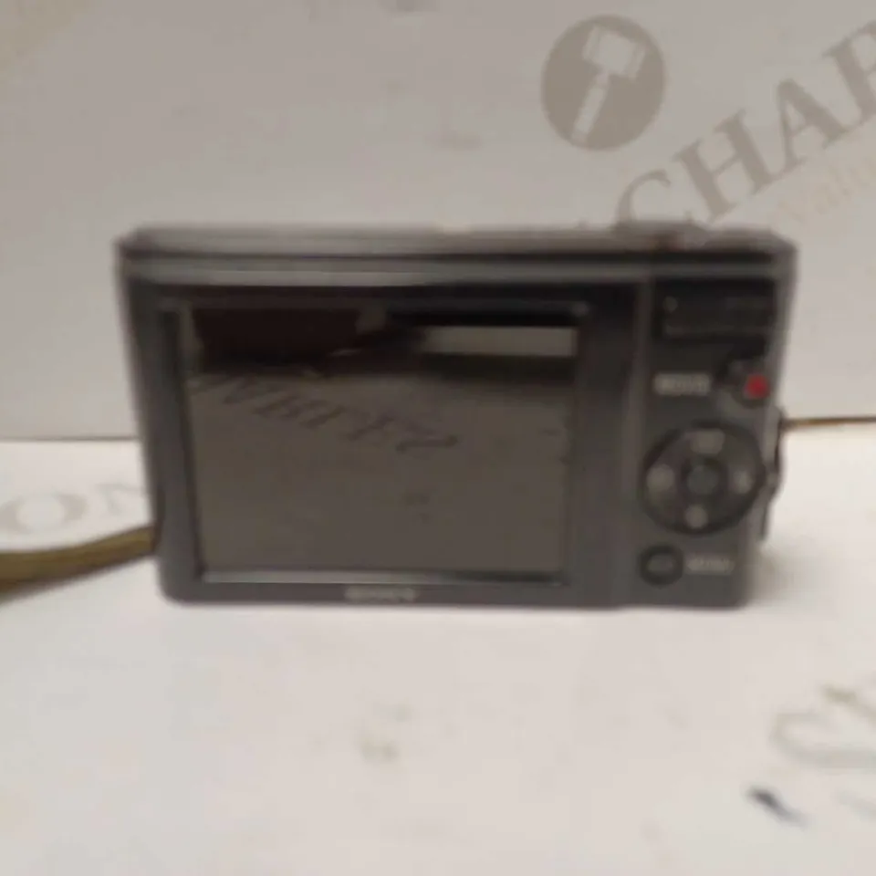 SONY W810 COMPACT CAMERA