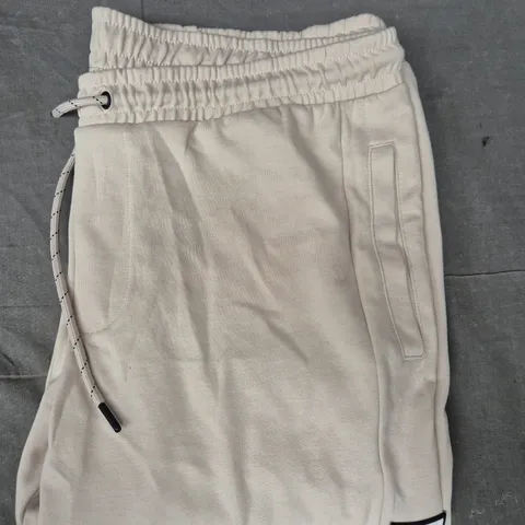 JACK & JONES JOGGERS IN CREAM SIZE XXL