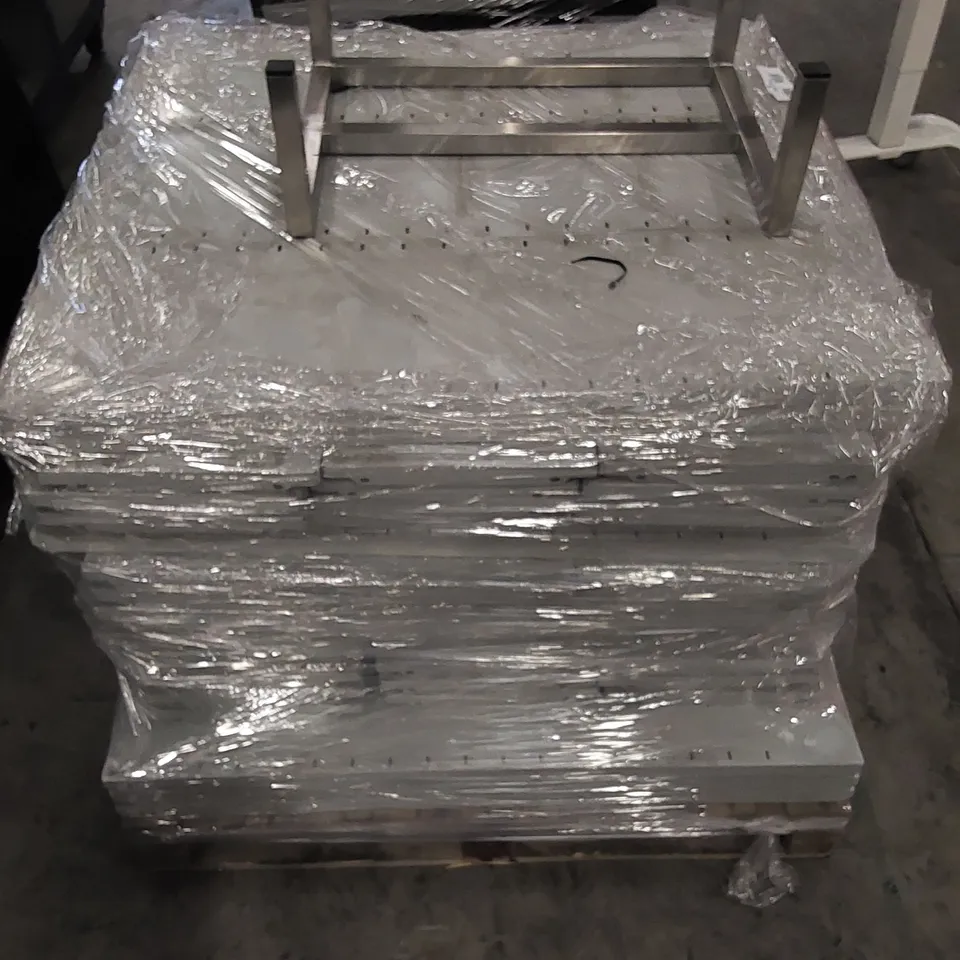 PALLET CONTAINING A LARGE QUANTITY OF METAL SHELVES 