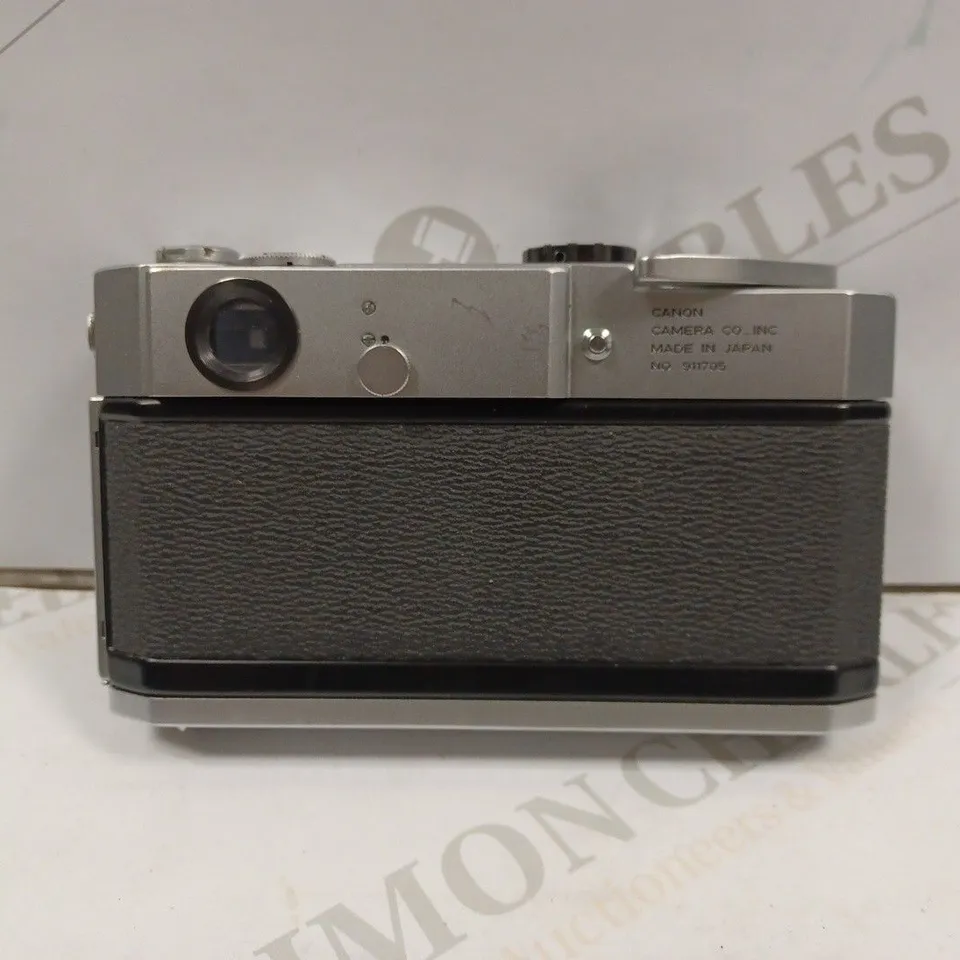 CANON MODEL 7 CAMERA WITH CASE