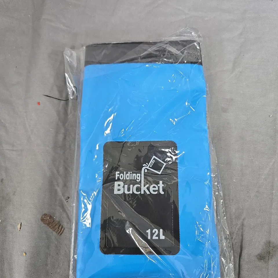 BLUE FOLDING BUCKET 12L – FOLDABLE, SEALED PACKAGING