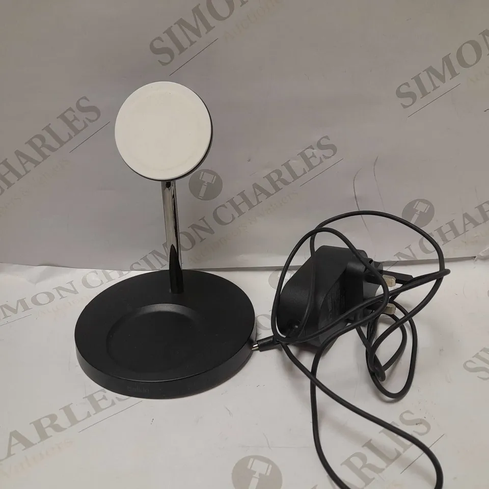 BELKIN 2-IN-1 WIRELESS CHARGER