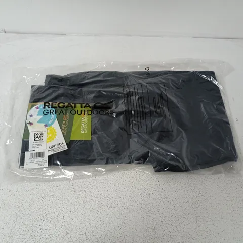 APPROXIMATELY 28 BRAND NEW REGATTA KIDS SORCER MT TRS VI IN NAVY - 7-8 YRS