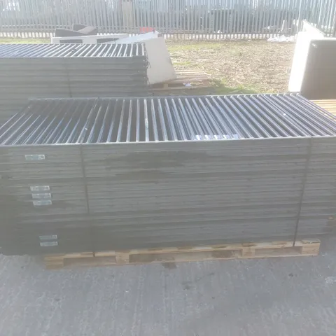 PALLET OF APPROX 15 X SOLYNDRA 200W SOLAR PANELS - MODEL: SL-200-200