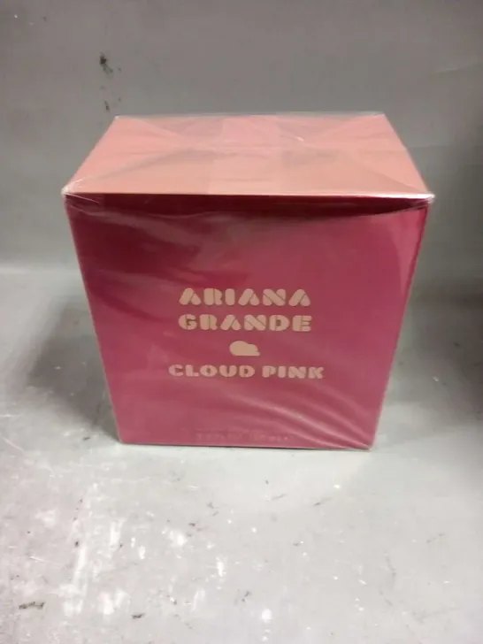 Lot 71: Boxed And Sealed Ariana Grande Cloud Pink Eau De Parfum 100ml 