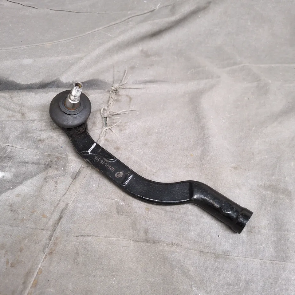 ARE3312 RENAULT LAGUNA 01-08, TRAFIC, PRIMESTAR & VIVARO RH TRACK ROD END