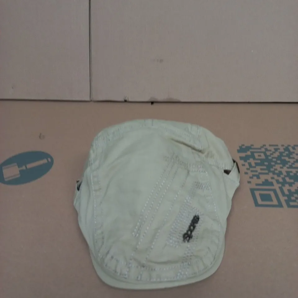 SPORTS BEIGE BASEBALL CAP