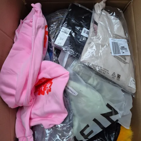 LARGE BOX OF ASSORTED CLOTHING ITEMS IN VARIOUS SIZES, STYLES AND COLOUR 