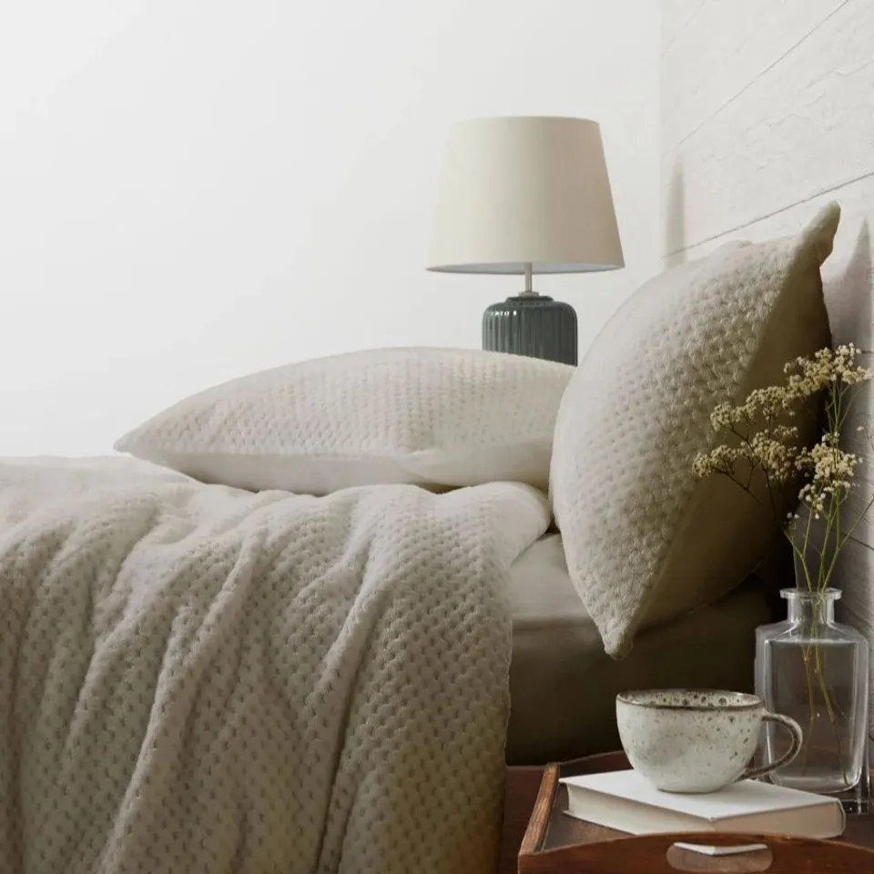 COZEE HOME SPOT DOBBY VELVETSOFT 4 PIECE DUVET SET