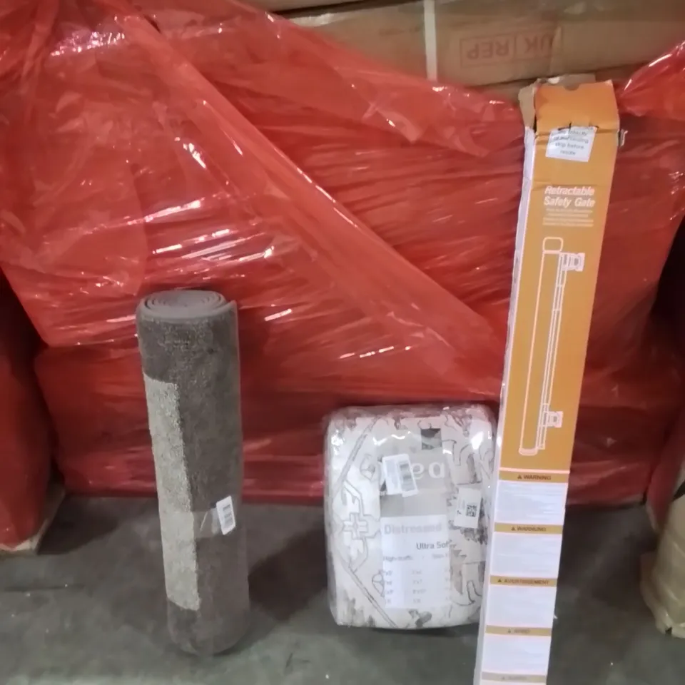 PALLET OF ASSORTED HOUSEHOLD GOODS AND PRODUCTS TO INCLUDE;MAT,BLANKET,RETRACTABLE SAFETY GATE 