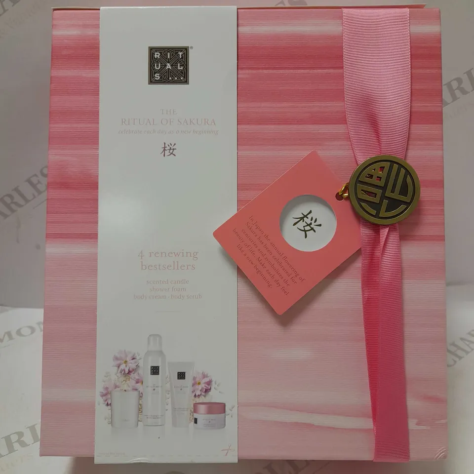 RITUALS GIFT SET FOR WOMEN FROM THE RITUAL OF SAKURA