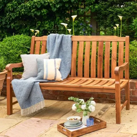 BOXED NORFOLK BEELEY 150cm BENCH IN FSC TEAK-LOOK ACACIA (1 BOX)
