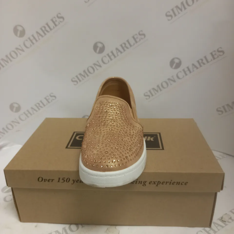 BOXED CUSHION WALK DIAMANTE SLIP ONS - 4