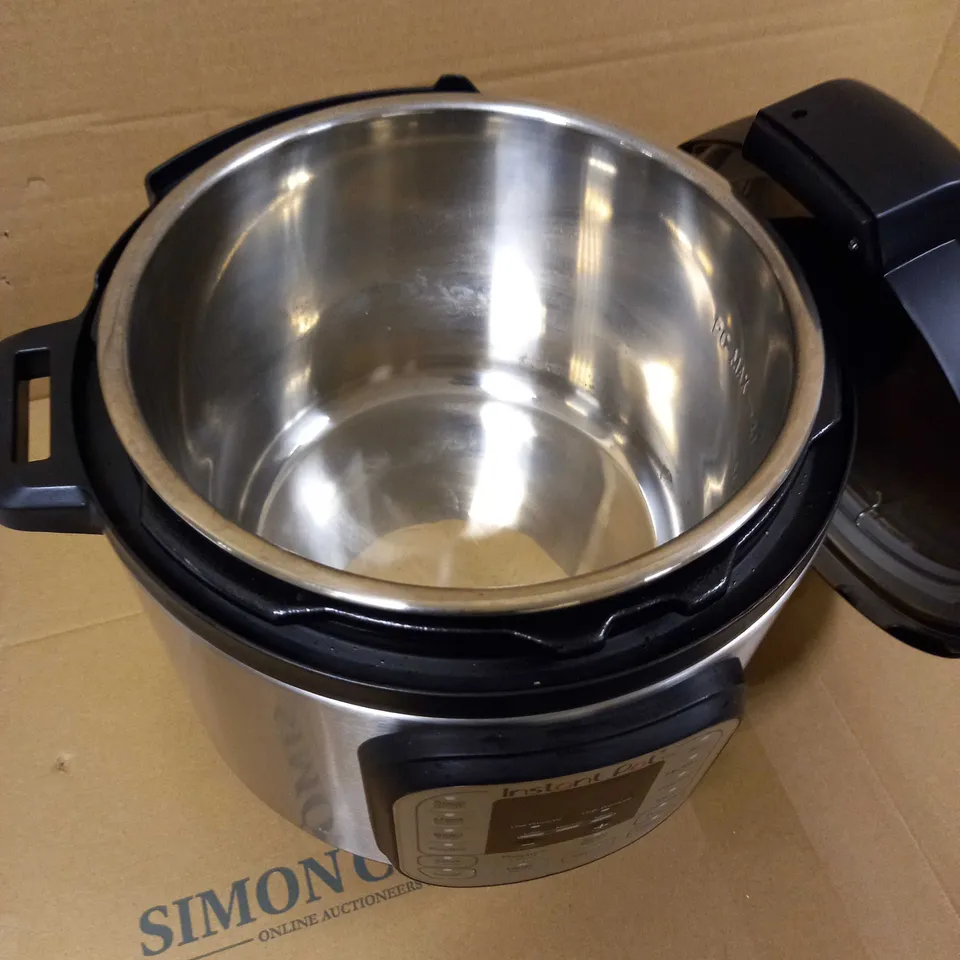 INSTANT POT DUO SMART PRESSURE COOKER