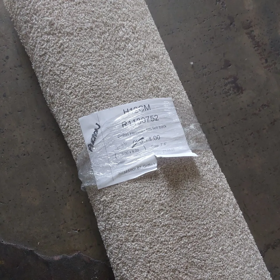 ROLL OF QUALITY GRIFFIN HESSIAN FELT BACK CARPET - APPROXIMATELY 2.35 x 4m