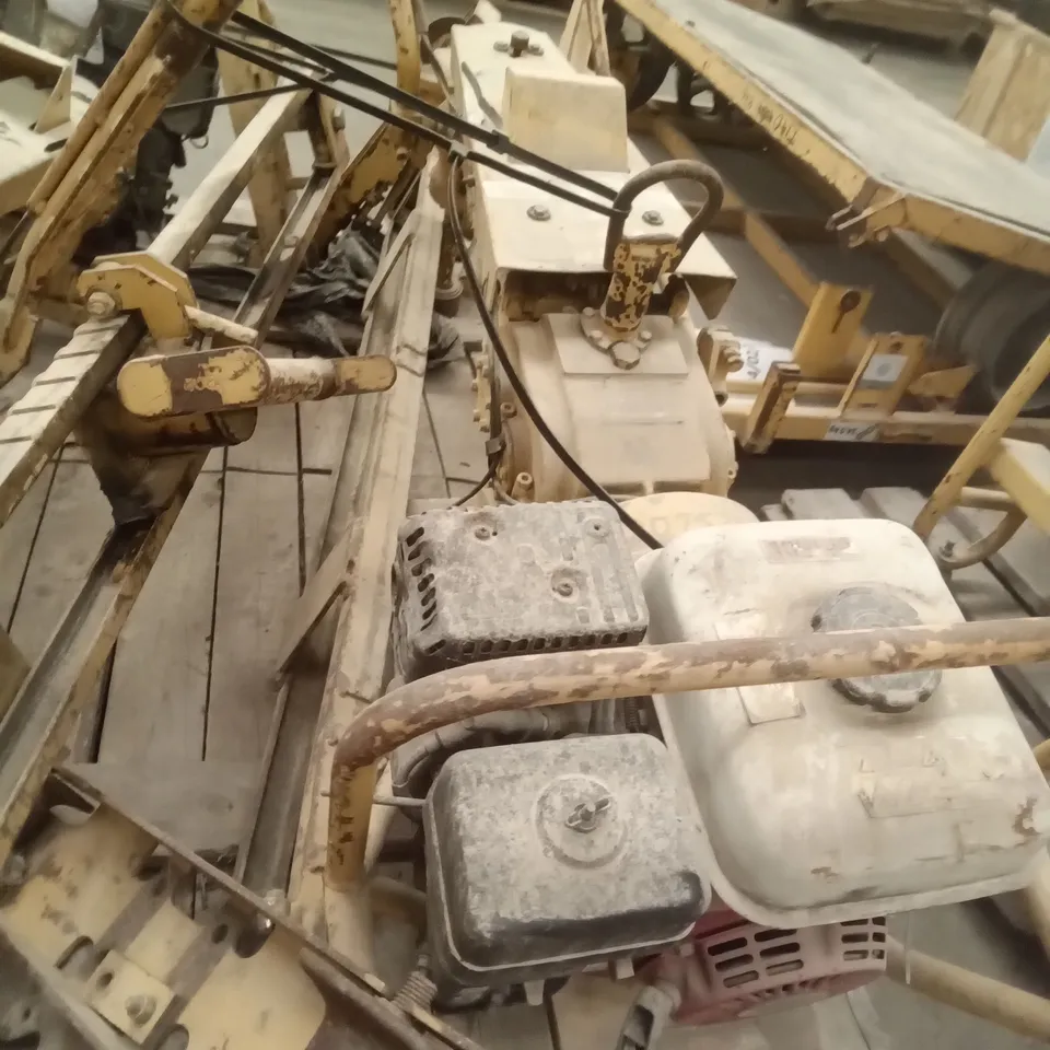 GEISMAR TC RAIL MTD. COACH SCREW MACHINE