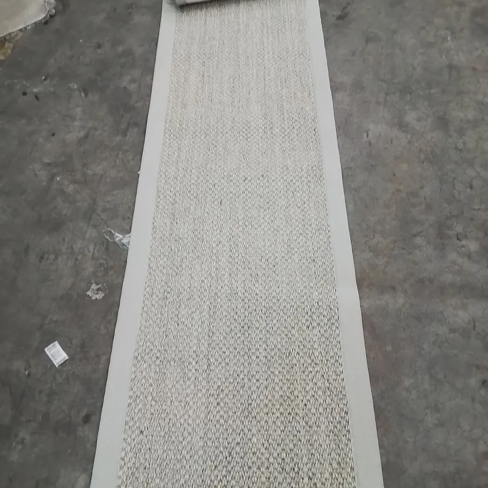 QUALITY DESIGNER AREA RUG - APPROXIMATELY 230X60CM