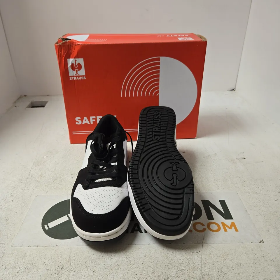 BOXED S1 EINDHOVEN LOW SAFETY SHOES – UK 8 (EU 42), BLACK/WHITE