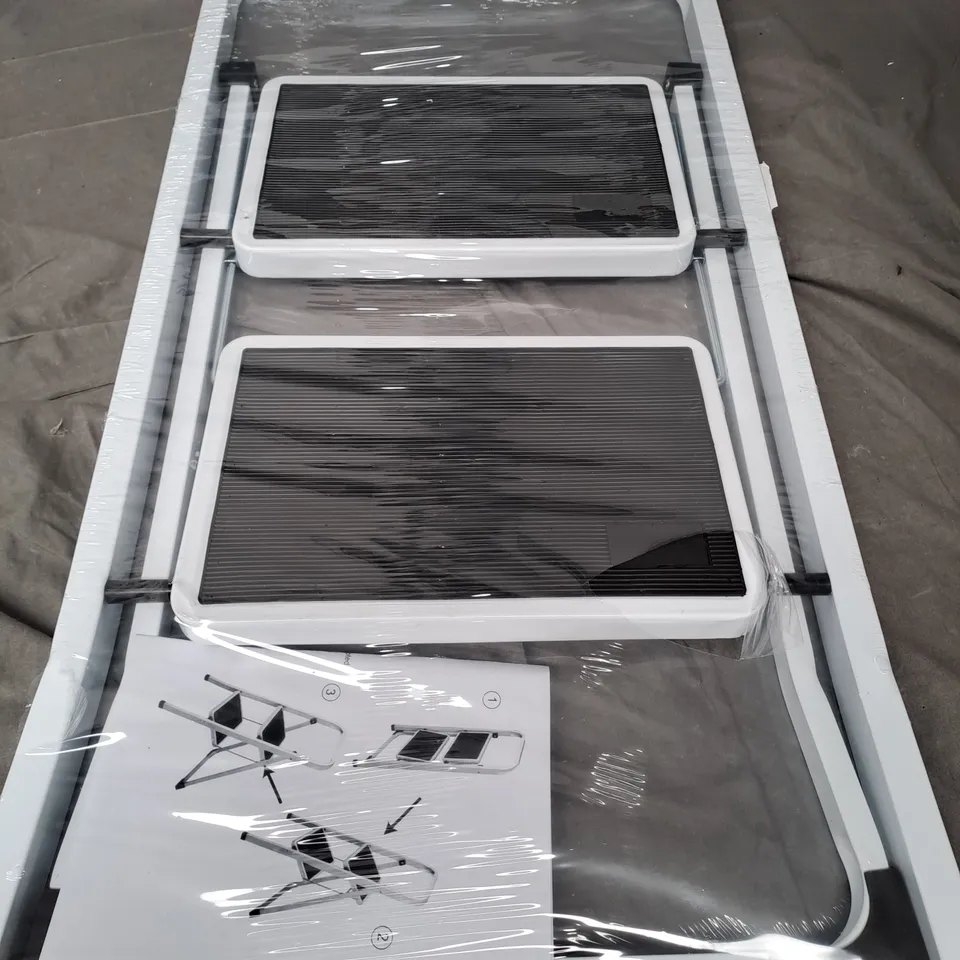 PLASTIC GRIP FOLDABLE STEP LADDER IN WHITE