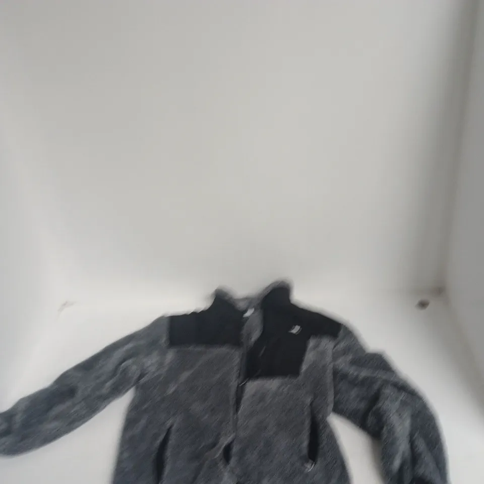 NEW BALANCE JACKET – BLACK, SIZE L