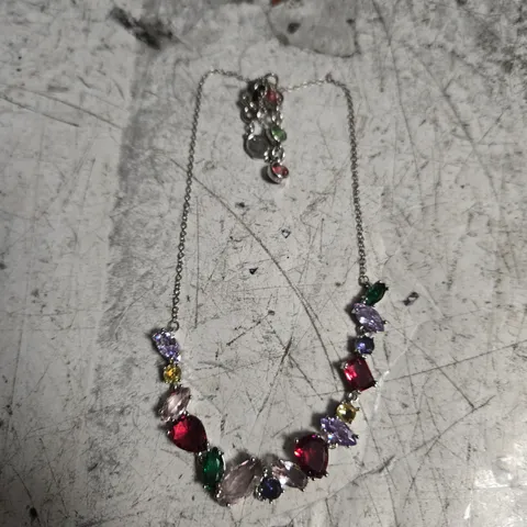 BOXED SWAROVSKI GEMA NECKLACE