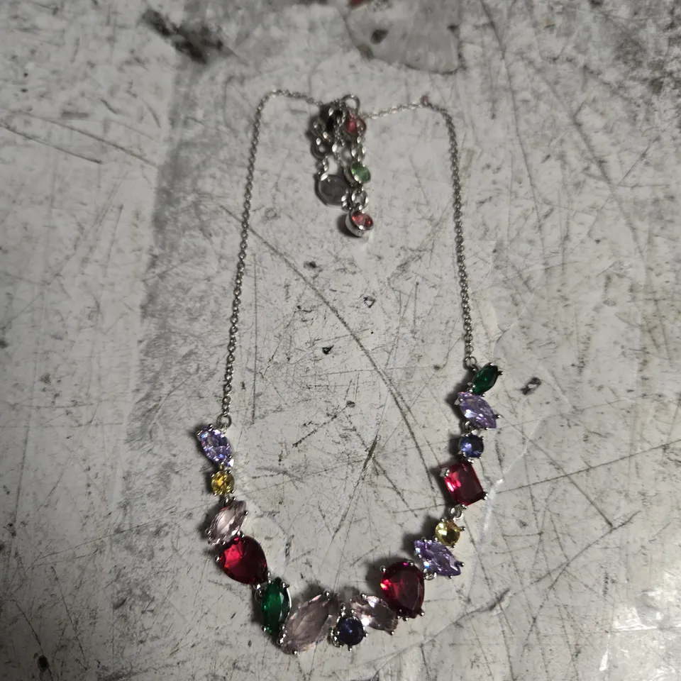 BOXED SWAROVSKI GEMA NECKLACE