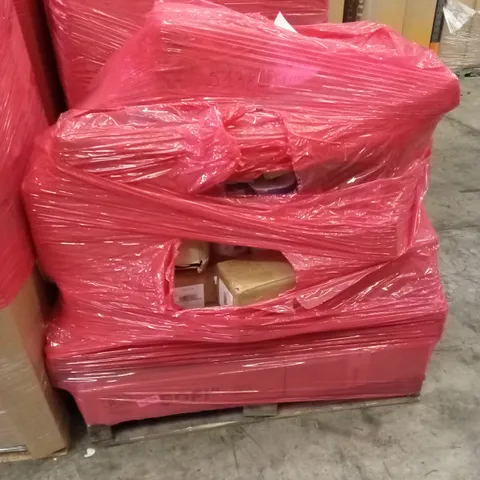 PALLET OF ASSORTED ITEMS INCLUDING: KITCHEN ROLL, TRAVEL COT, BOXED FURNITURE ETC