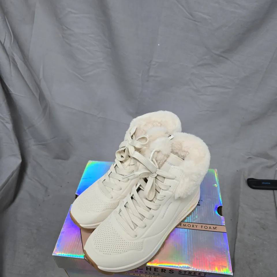 SKECHERS STREET LOS ANGELES MEMORY FOAM TRAINERS – WHITE, FUR-LINED HIGH-TOP UK 3