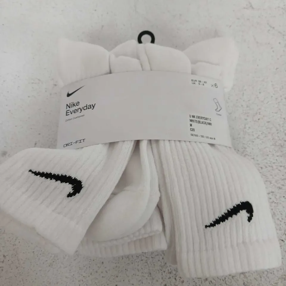 NIKE EVERYDAY SOCKS – WHITE, UK 5-8