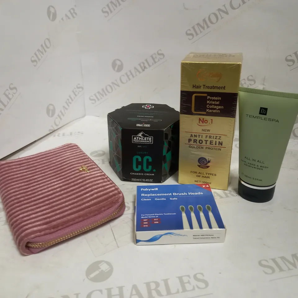 LOT OF APPROXIMATELY 20 ASSORTED HEALTH & BEAUTY ITEMS, TO INCLUDE COSMETIC POUCH, TEMPLESPA, CHAMOIS CREAM, ETC