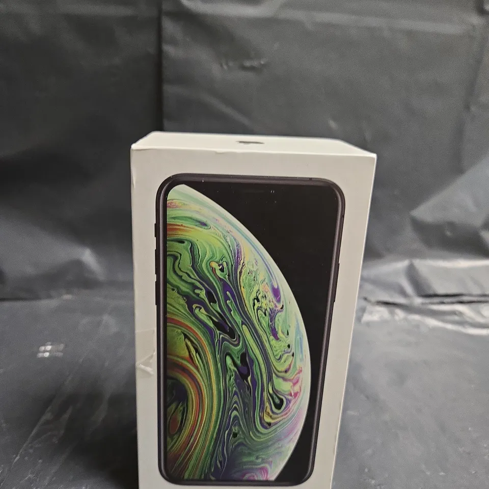 APPLE IPHONE XS - GOLD - BOXED WITH USB-C TO LIGHTNING CABLE 
