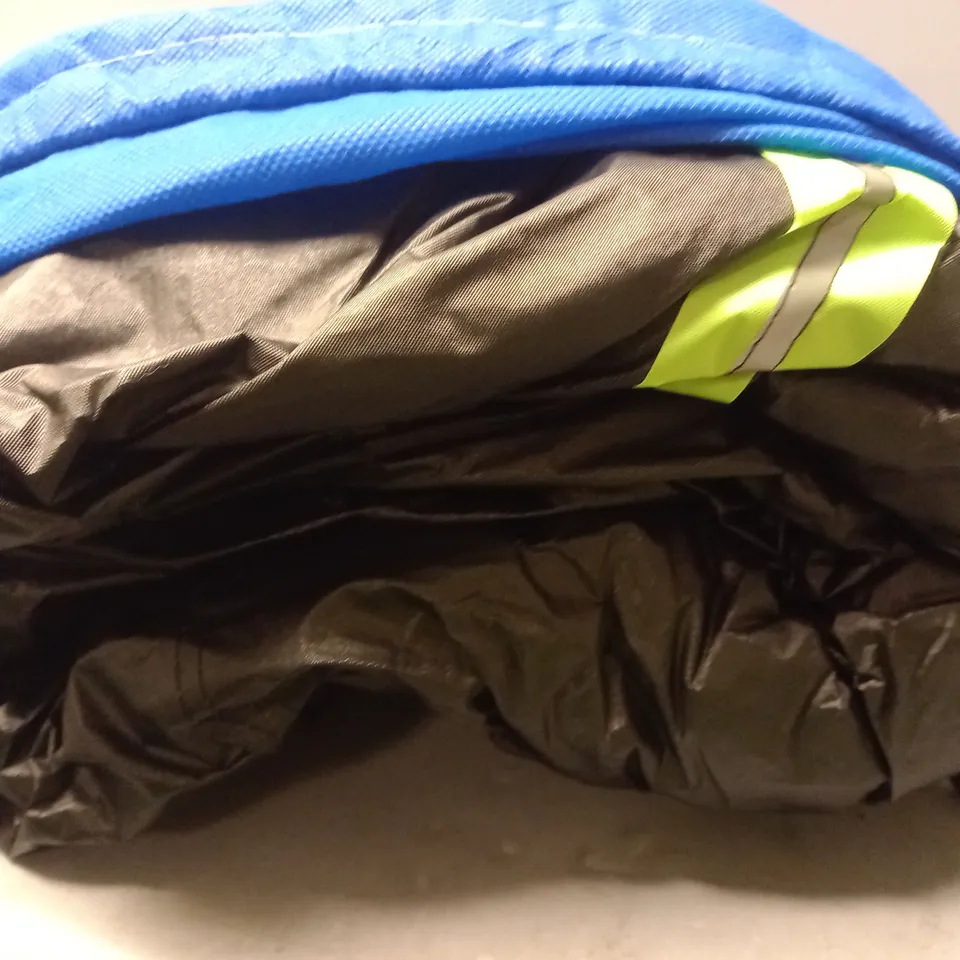 BLACK CAR COVER UNKNOW SIZE 