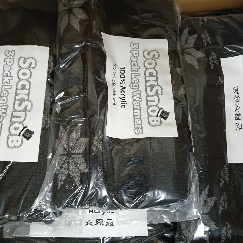 BOX OF APPROXIMATELY 20 BAGS TO INCLUDE 3 PAIRS OF LEG WARMERS IN BLACK - COLLECTION ONLY