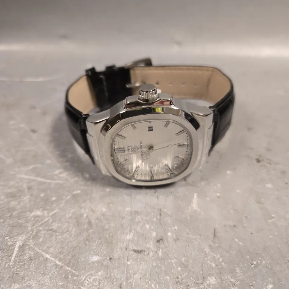 MENS FRANK SCHMIDT WATCH – TEXTURED DIAL WITH DATE – LEATHER STRAP